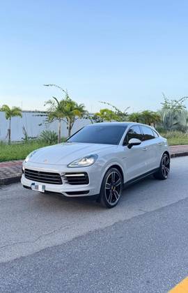 PORSCHE CAYENNE 3.0 V6 E-HYBRID COUPÉ PLATINUM EDITION AWD TIPTRONIC S